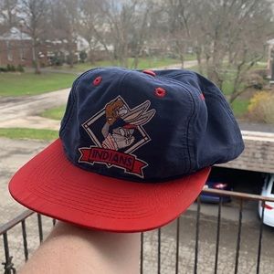 🐰 Vintage Bugs Bunny Indians hat 🐰